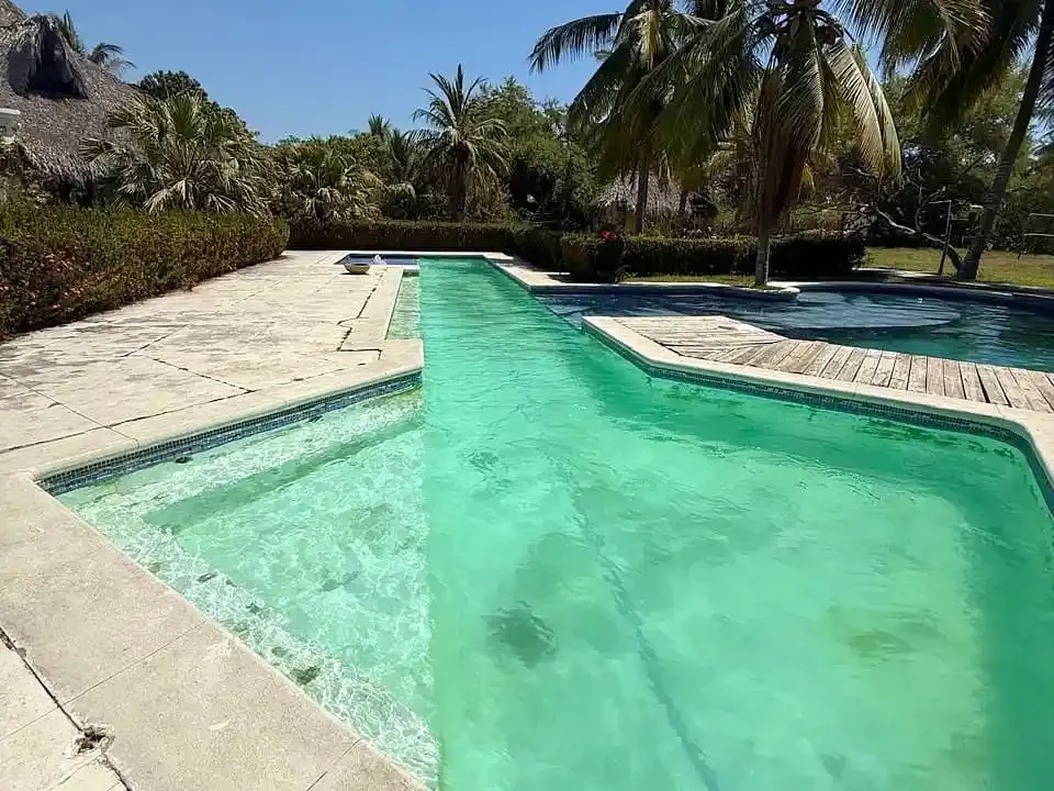 Casa en Monterrico Espaciosa Amplia Piscina y Rancho Km 8.5 (6)