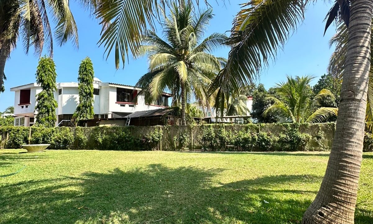 Terreno en Villas del Pacífico Chulamar (3)