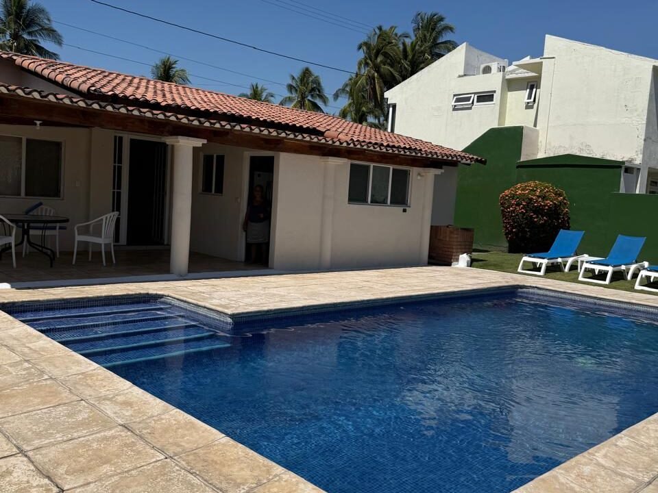 casa en likin con piscina linda y jardín (2)
