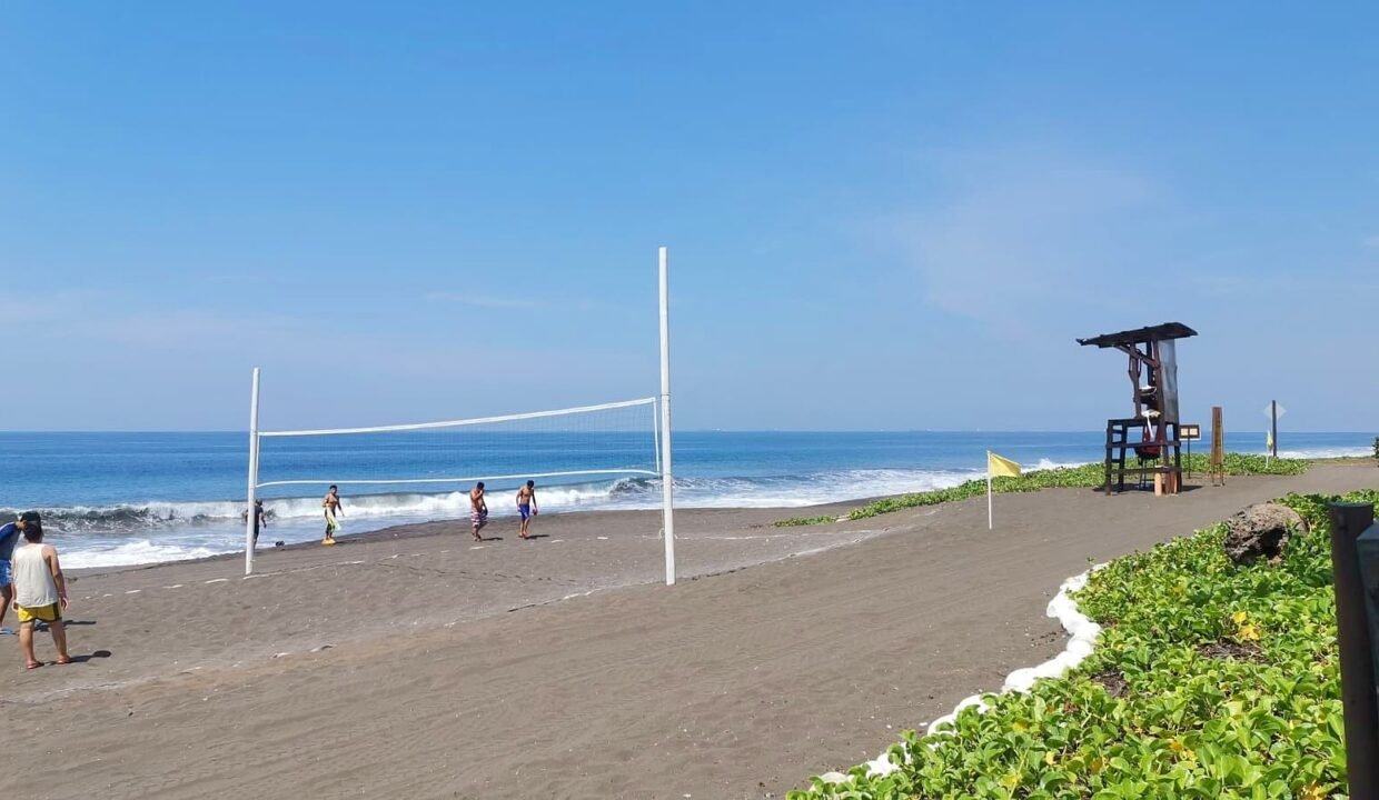 processed-exterior-75mas51w0