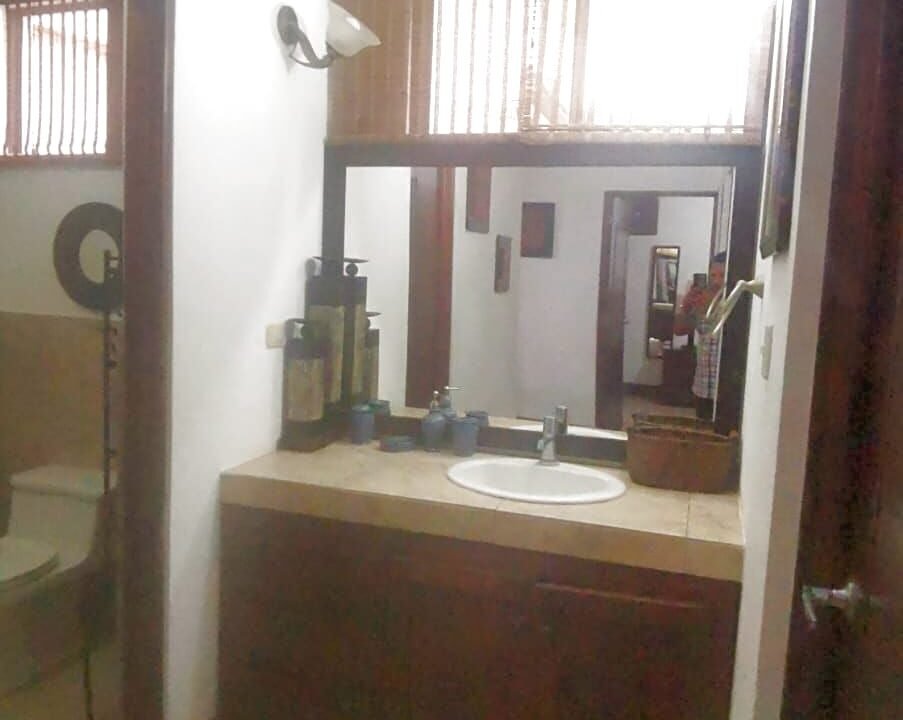 processed-interior-woqlf49vw