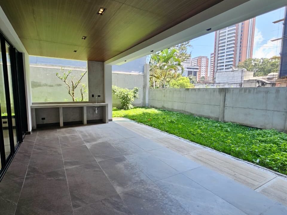 Casa en La Herradura Recién Remodelada Ciudad de Guatemala (19)