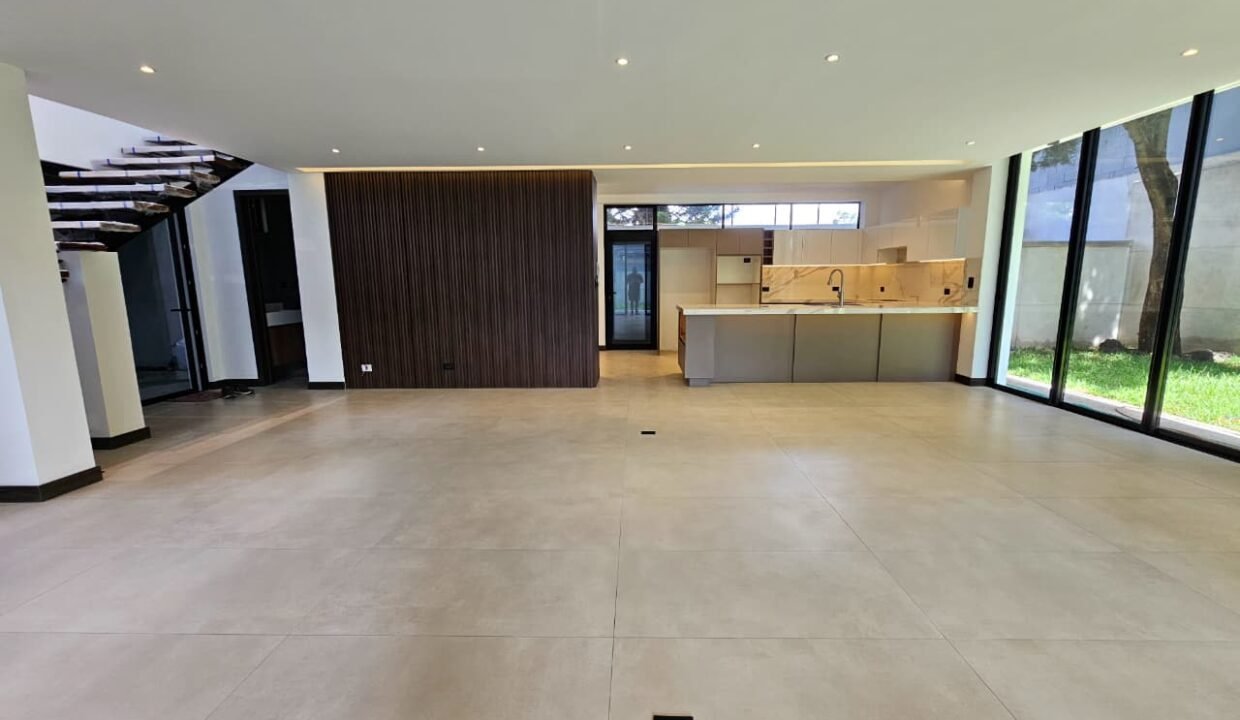 Casa en La Herradura Recién Remodelada Ciudad de Guatemala (21)