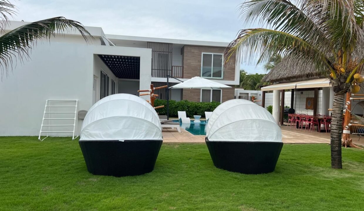 Casa en Monterrico KM 9 Frente al Mar Título de Propiedad (10)