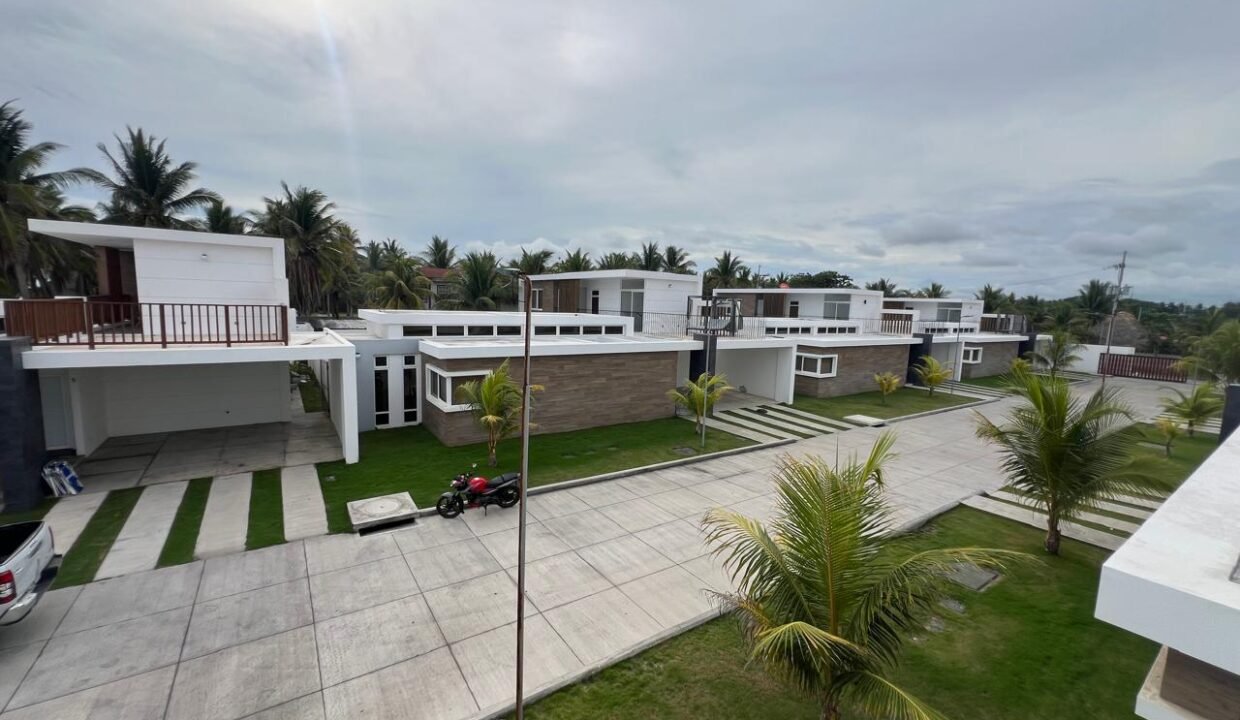 Casa en Monterrico KM 9 Frente al Mar Título de Propiedad (22)