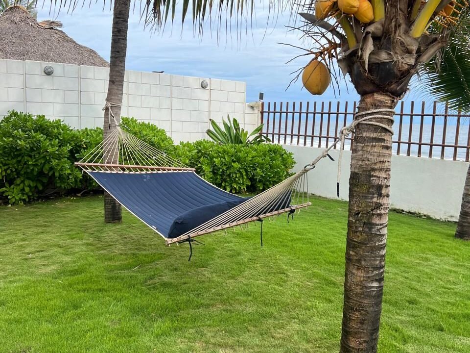 Casa en Monterrico KM 9 Frente al Mar Título de Propiedad (26)