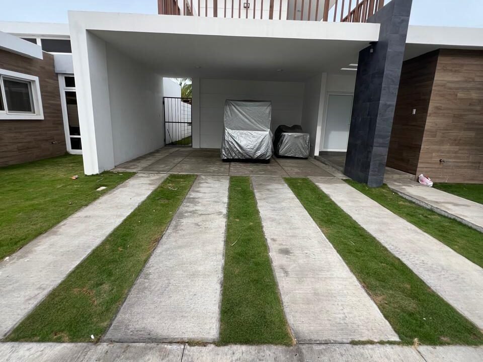 Casa en Monterrico KM 9 Frente al Mar Título de Propiedad (27)