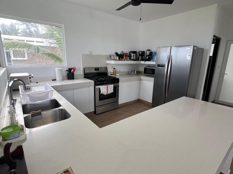 Casa en Monterrico KM 9 Frente al Mar Título de Propiedad (5)