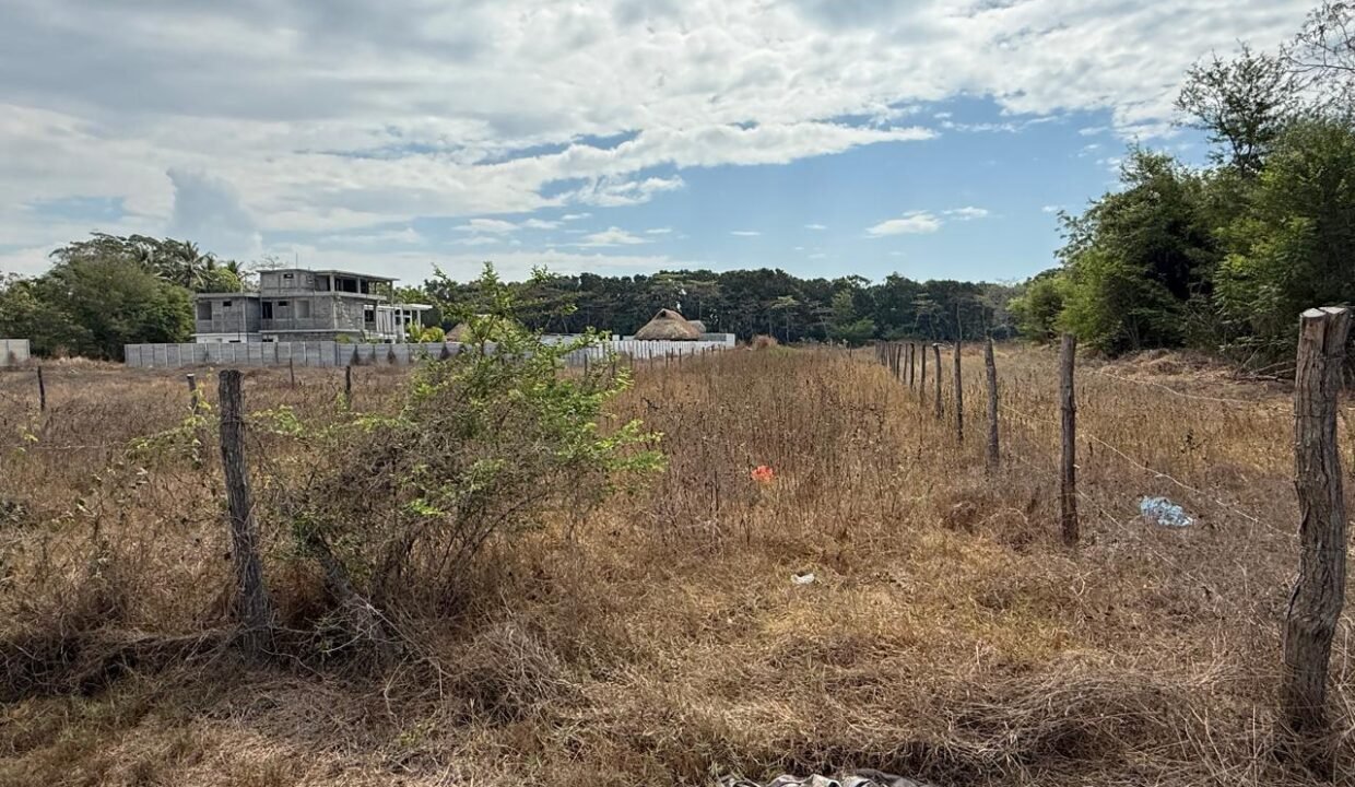 Terreno en Monterrico KM 134 Listo Para Construir 715v² (5)