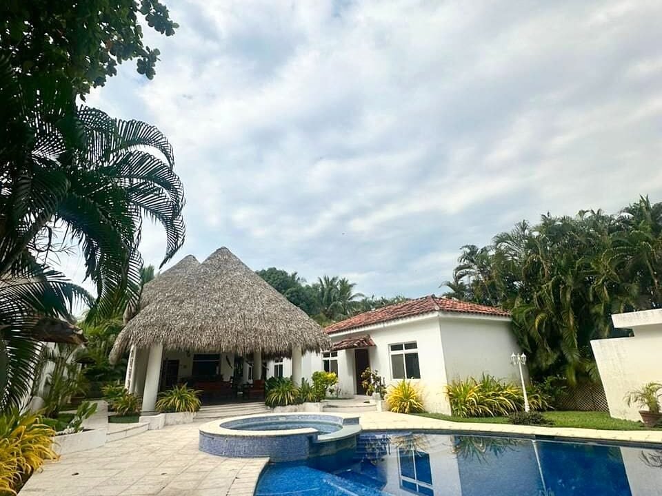 processed-exterior-0unsw57os