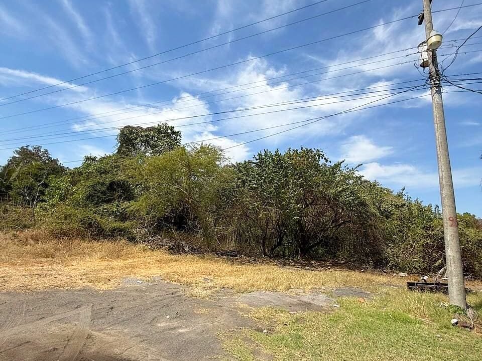 processed-exterior-lvqxy3r2a