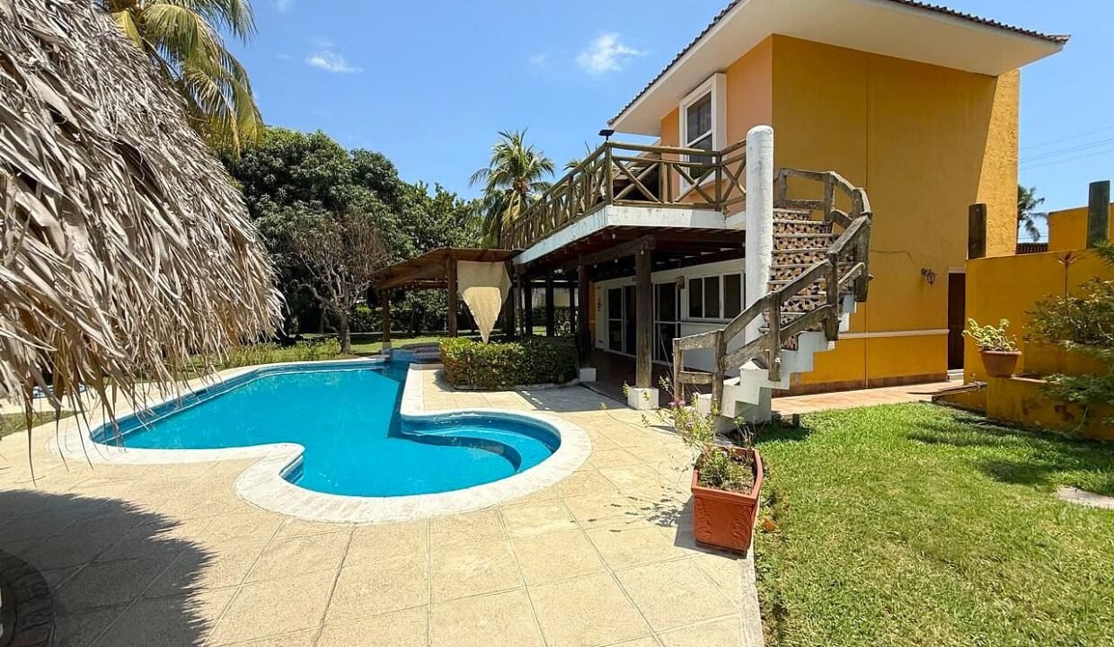 processed-exterior-sm987lt71