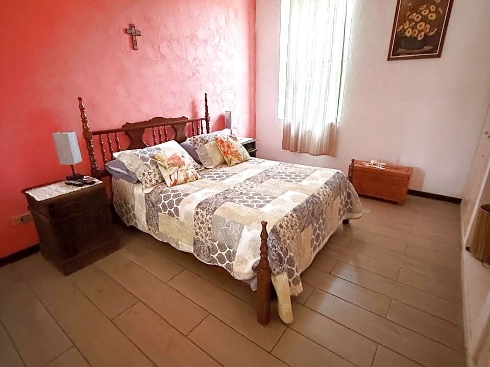 processed-interior-sq2vp1ns2