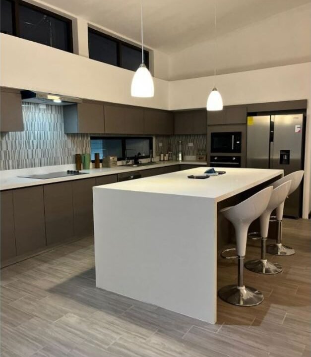 2026-04-10 16_16_36-WhatsApp