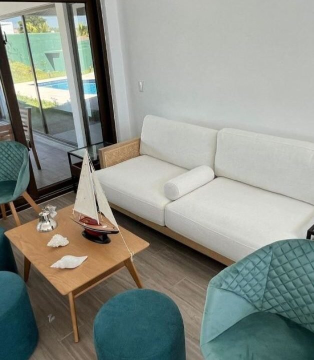 2026-04-10 16_16_39-WhatsApp