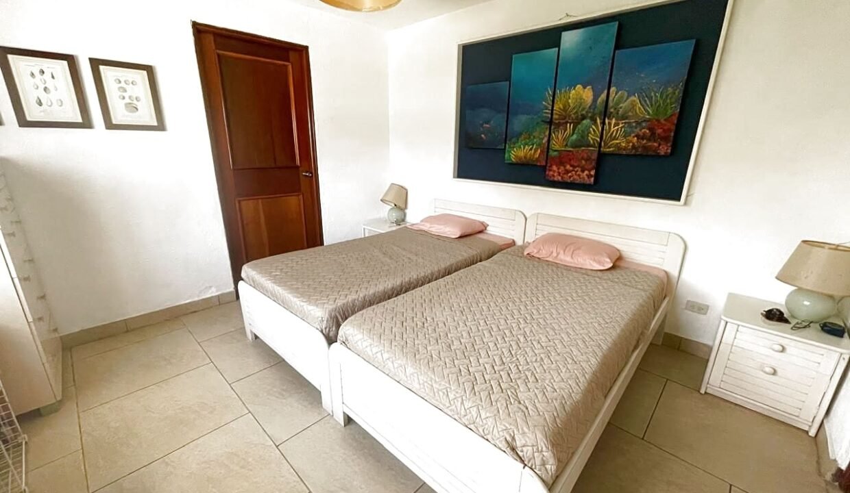 Casa en Likin Frente al Canal (10)