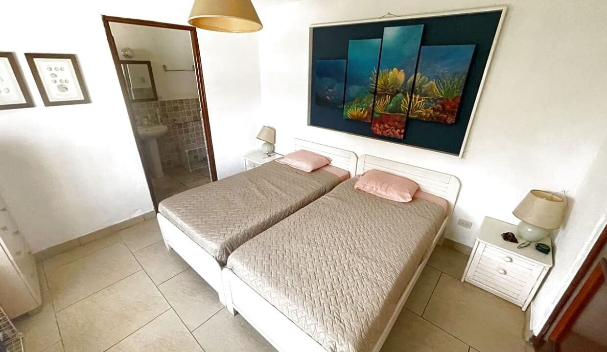 Casa en Likin Frente al Canal (9)