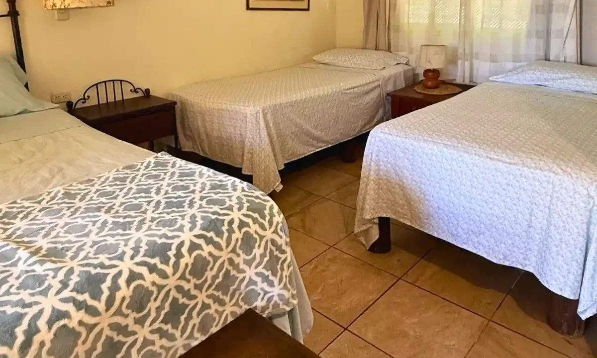 Casa en Monterrico Km 140 Con Dos Terrenos Se Renta Bien En Airbnb (3)