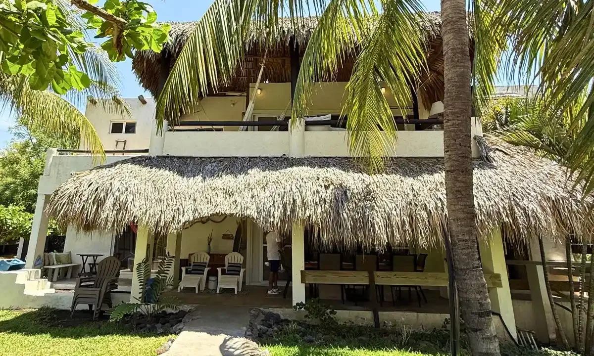 Casa en Monterrico Km 140 Con Dos Terrenos Se Renta Bien En Airbnb (6)