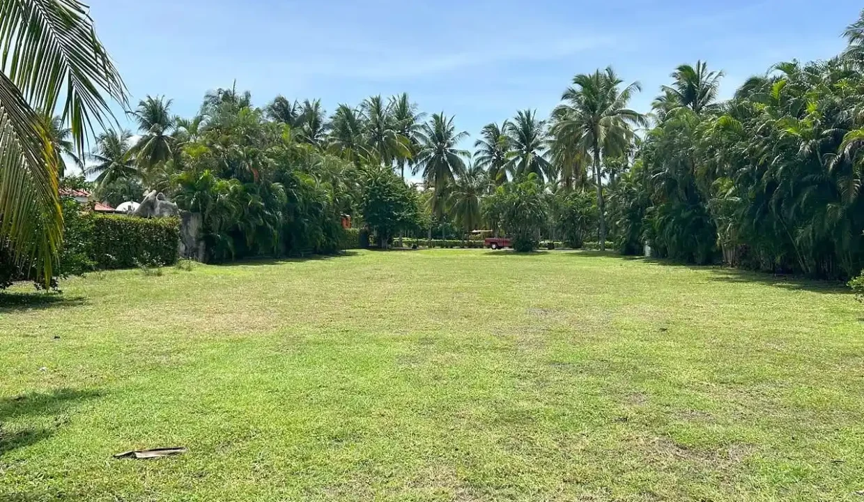 processed-exterior-9f1qok2j8