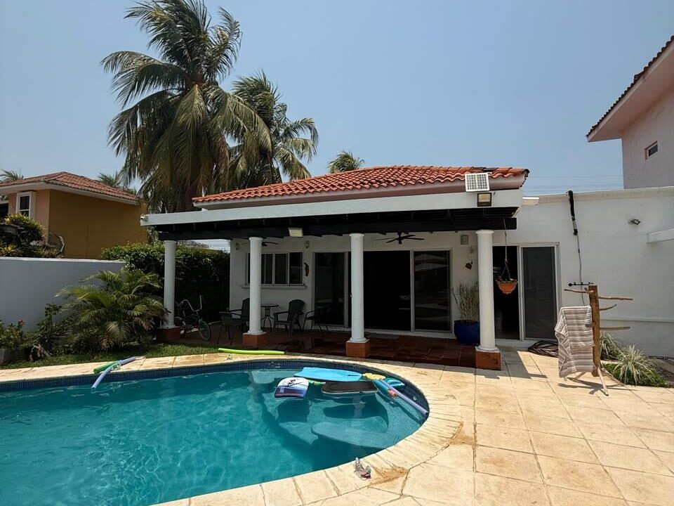 Casa en Altamar II 2 Terrenos Amplias Habitaciones Monterrico (10)