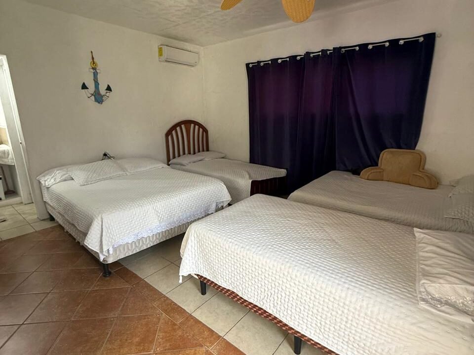 Casa en Altamar II 2 Terrenos Amplias Habitaciones Monterrico (3)