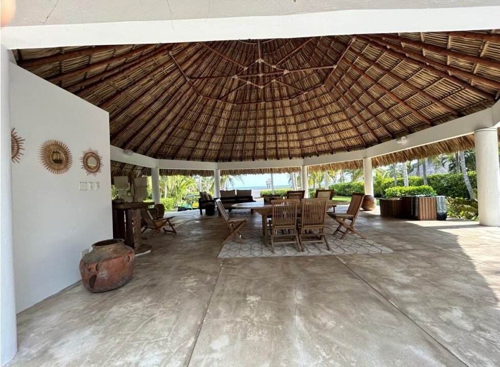Casa en Chulamar Frente al Mar Santa Rosa (2)