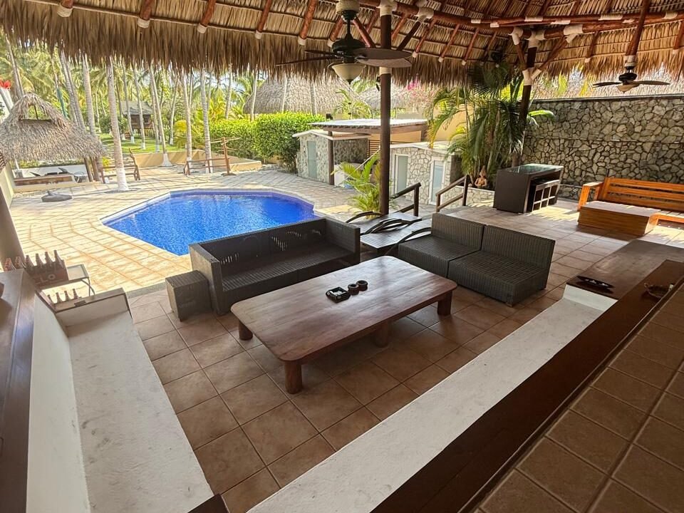 Casa en Lindamar Espaciosa y en Excelente Estado (4)