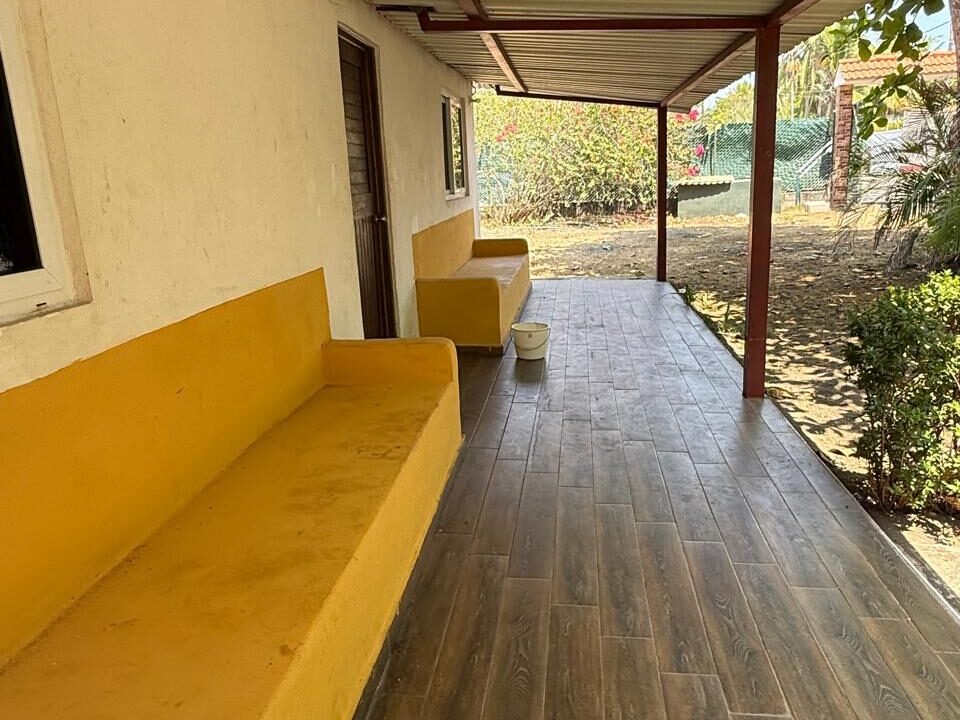 Casa en Monterrico KM 134 4 Bungalows con Amplio Jardín Ideal para Hotelito en Airbnb (14)