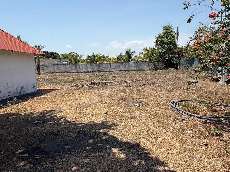 Casa en Monterrico KM 134 4 Bungalows con Amplio Jardín Ideal para Hotelito en Airbnb (16)