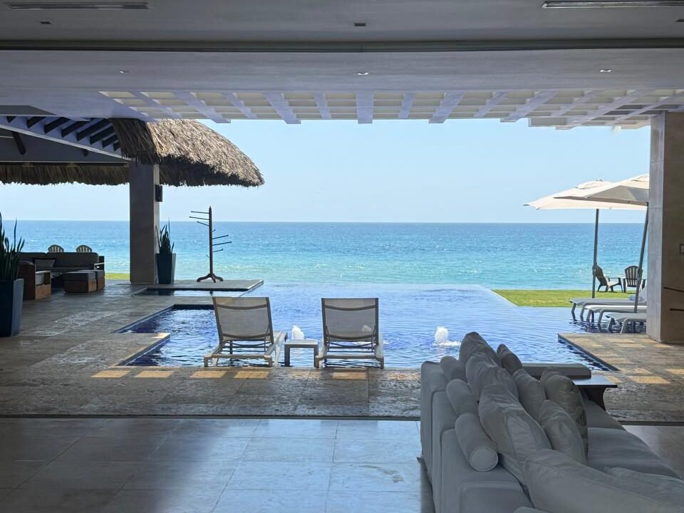 Casa en Tamarindo Frente al Mar Monterrico (3)
