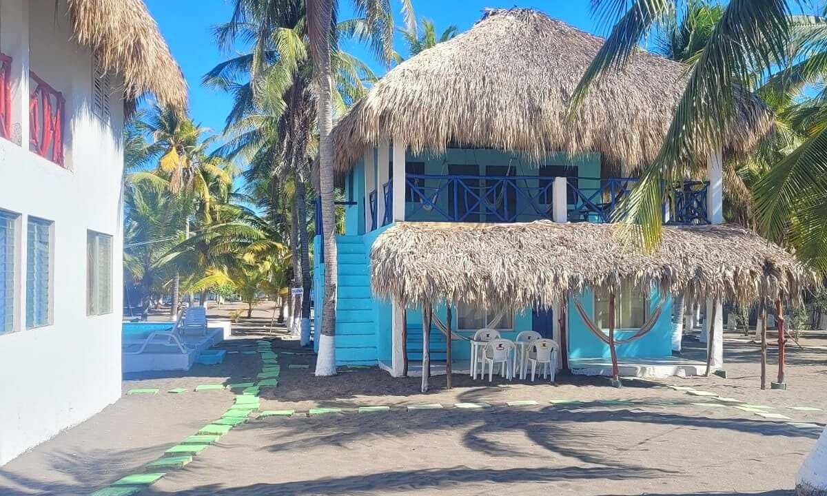 Hotel con Amplio Terreno en El Jiote, Las Lisas Oportunidad de Inversión (20)