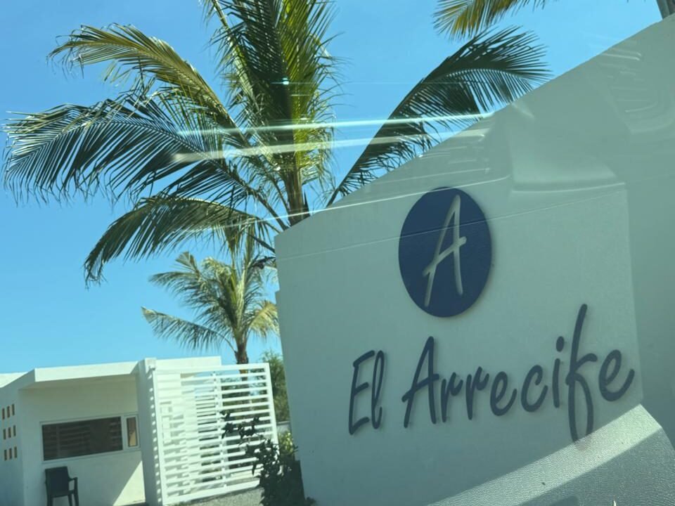 Monterrico Apartamentos Frente al Mar CON Título de Propiedad en Venta (1)