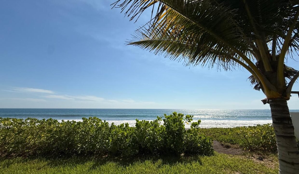 Monterrico Apartamentos Frente al Mar CON Título de Propiedad en Venta (17)