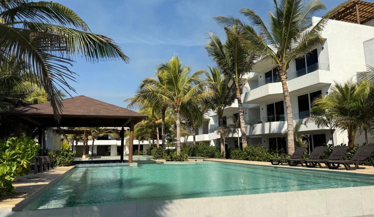 Monterrico Apartamentos Frente al Mar CON Título de Propiedad en Venta (5)