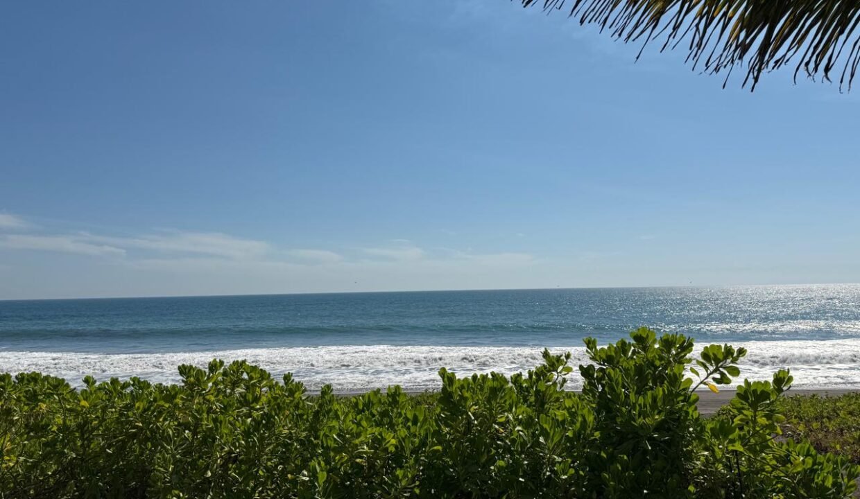 Monterrico Apartamentos Frente al Mar CON Título de Propiedad en Venta (7)