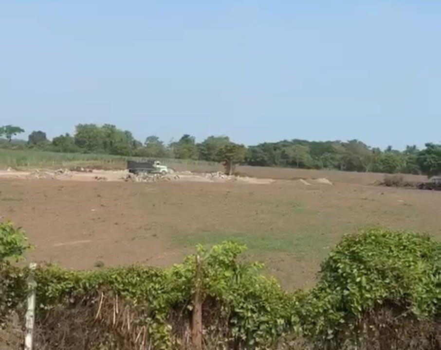 Terreno en Km 94.5 Autopista Puerto Quetzal 63,497 v² (3)