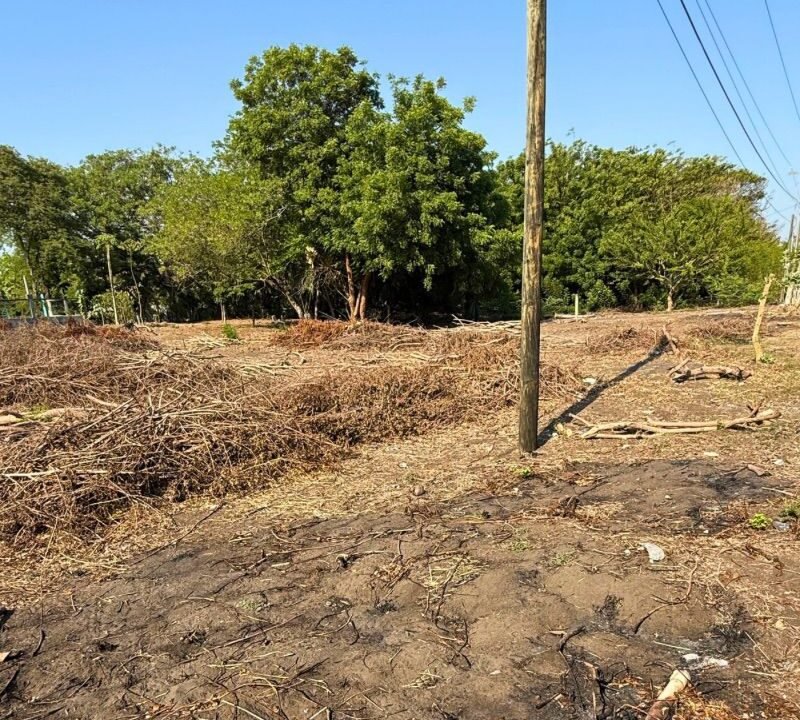 Terreno en Monterrico Amplio Terreno a 60mts del Mar El Cebollito (2)