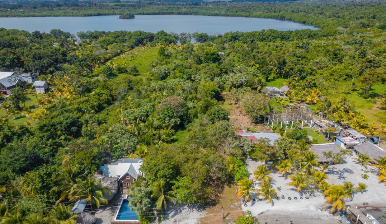 Terreno en Nueva Punta Palma Frente al Mar Puerto Barrios (9)