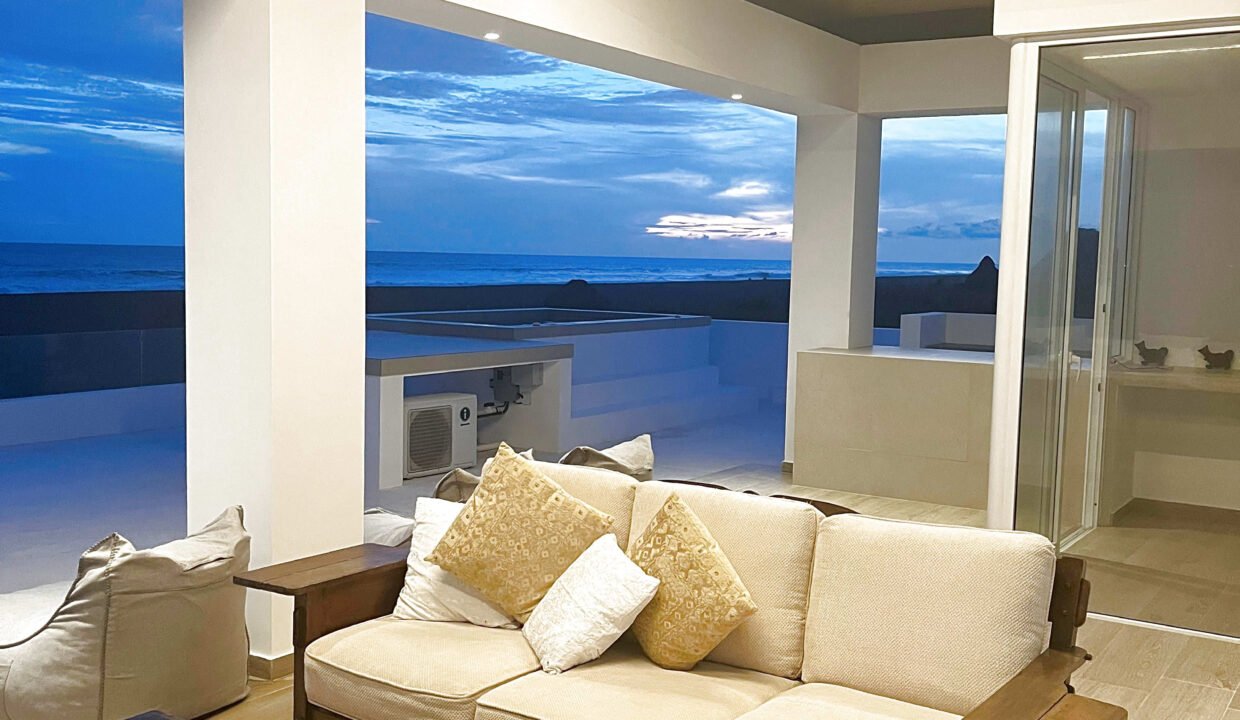 Casa en Condominio Lindamar Frente al Mar Chulamar (3)