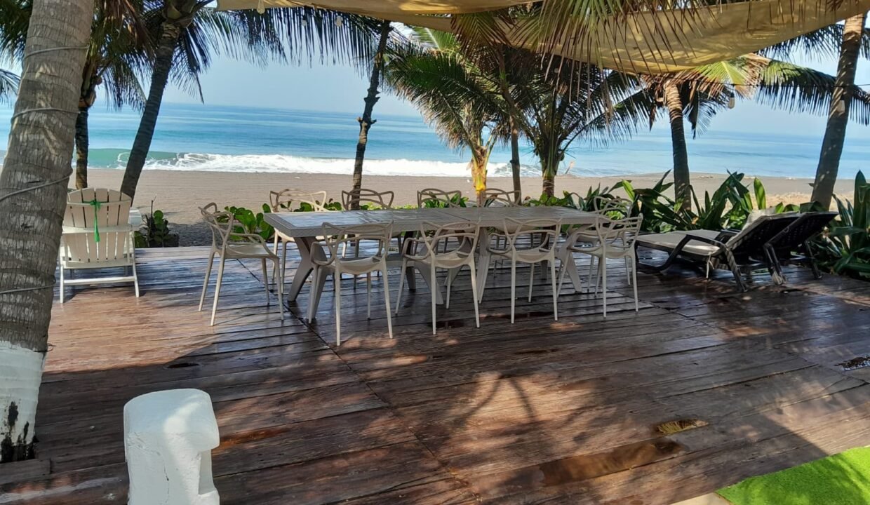 Casa en Monterrico Frente al Mar El Pumpo (12)