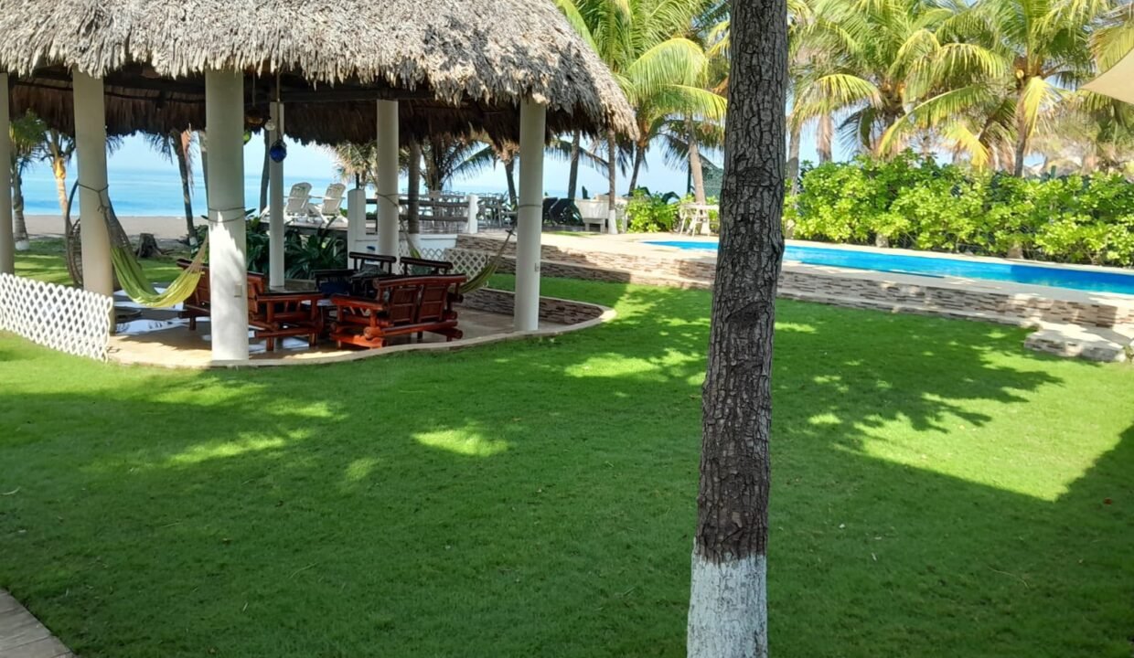 Casa en Monterrico Frente al Mar El Pumpo (6)
