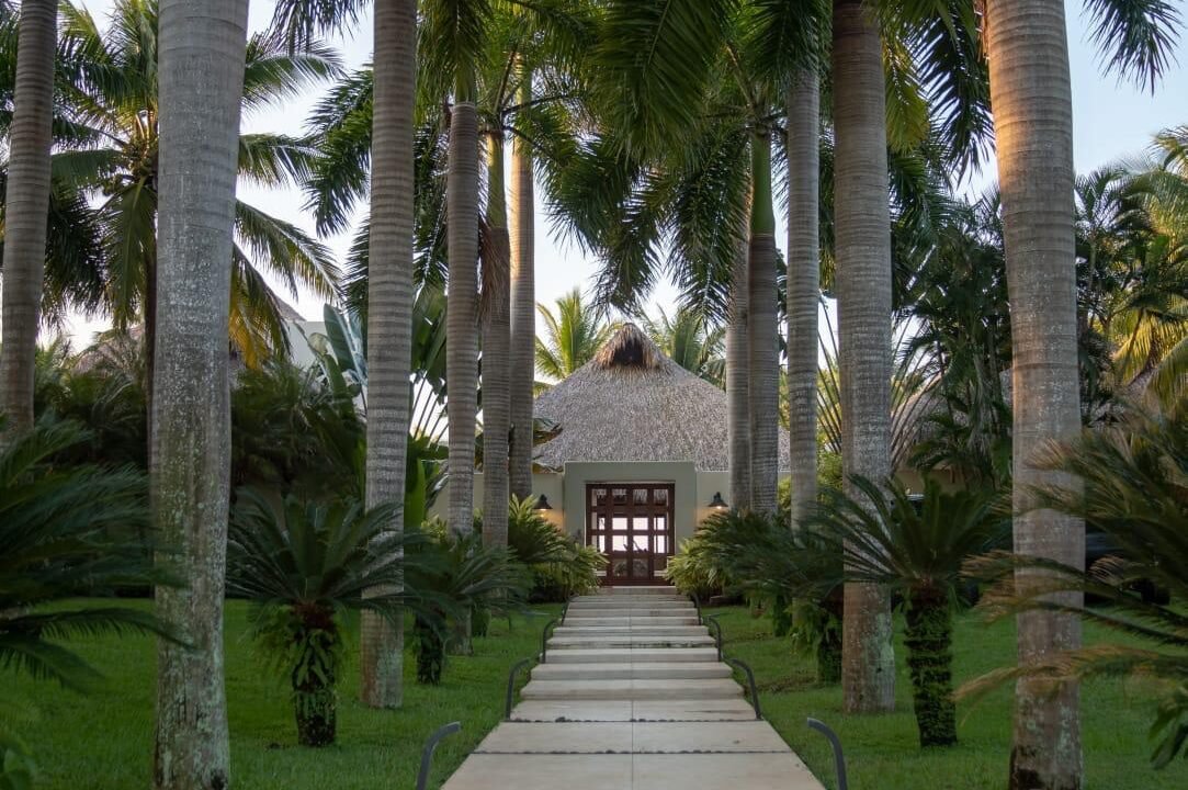 Casa en Monterrico KM 18 Frente al Mar Piscina Infinita (13)