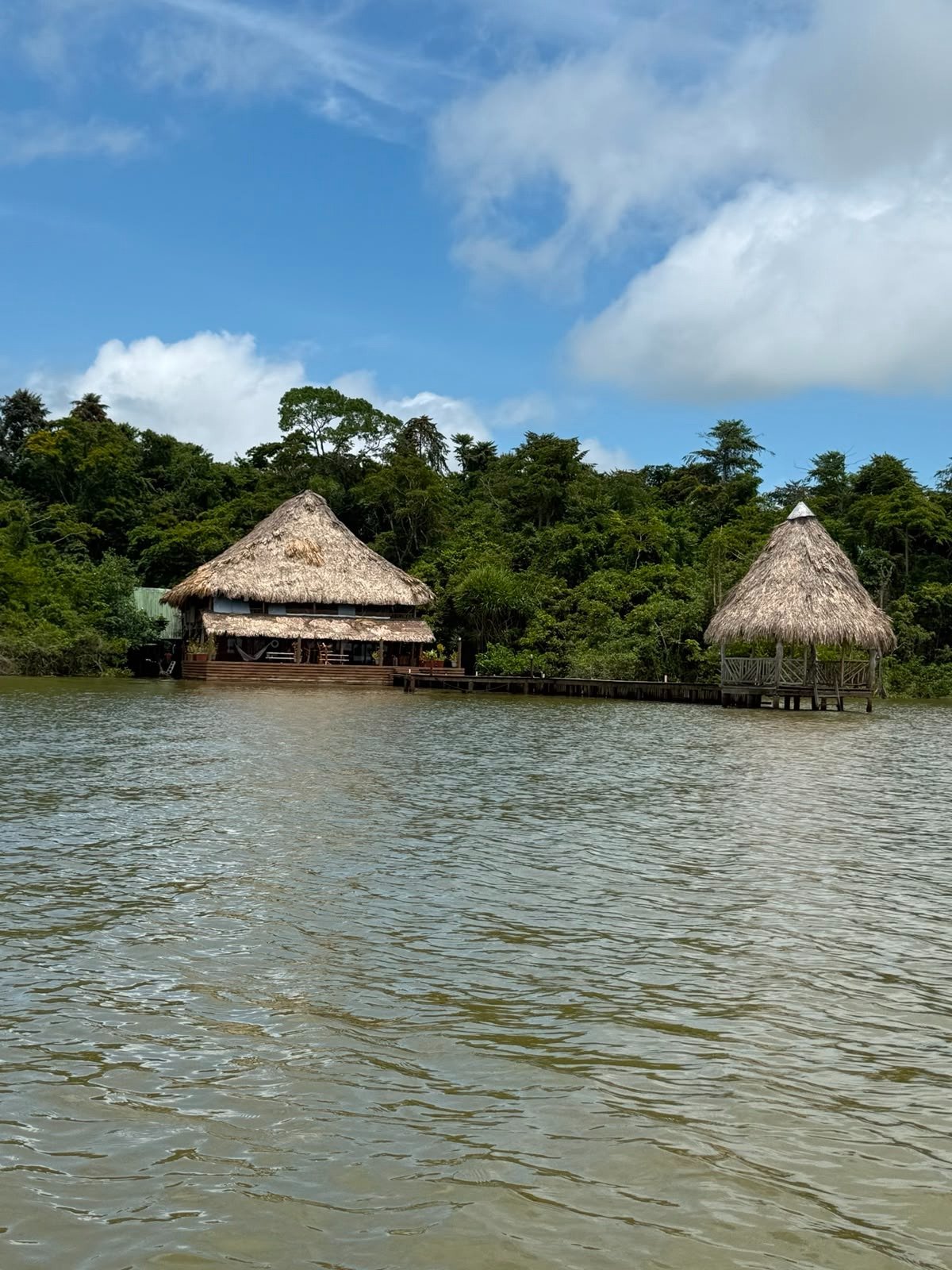 Casa en Río Dulce, Izabal - Image 1