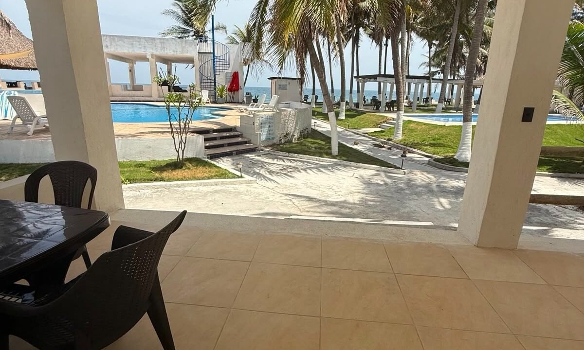 Hotel El Pantanal Bungalows y Restaurante Monterrico (6)