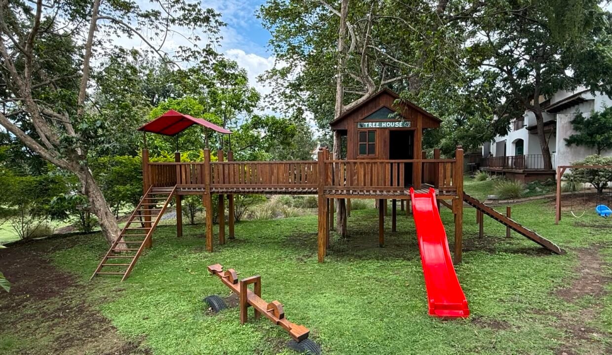Terreno en Antigua Guatemala En Condominio Finca de Santa Delfina (8)