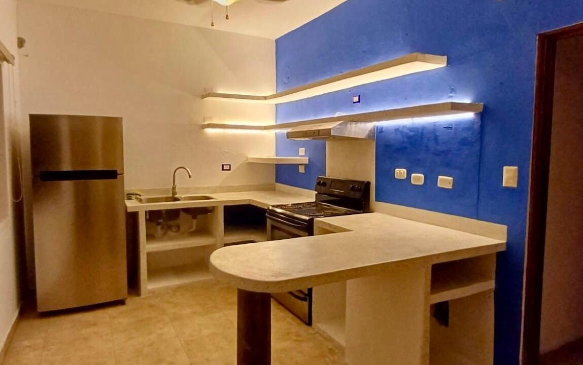 casa en venta en monterrico villa en 1er nivel con piscina privada y parqueo (11)