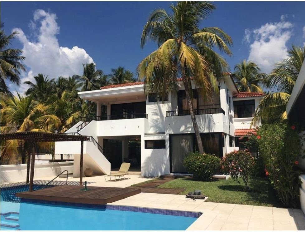 Casa en Chulamar | Frente al Mar | Puerto de San José - Image 1