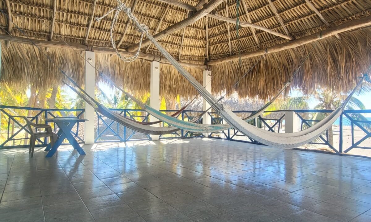 Casa en Las Lisas Frente al Mar Propiedad Multifamiliar con Piscina (28)