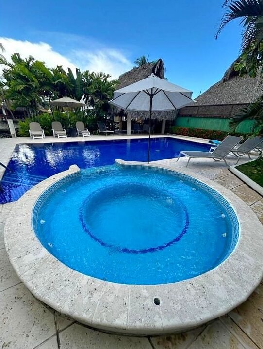 Casa en Likin Amueblada con Piscina y Jacuzzi (6)